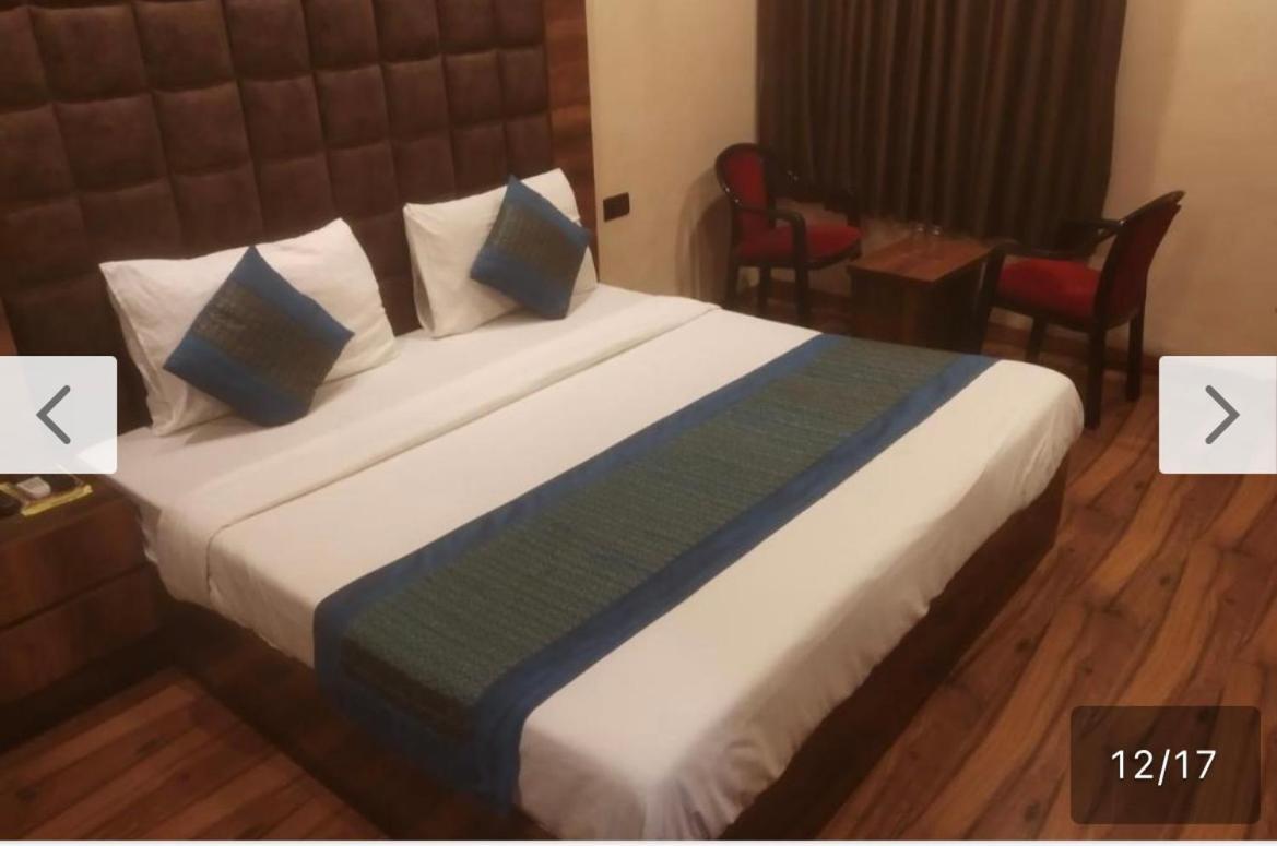 Hotel Star Palace - Near Karol Bagh Metro 德里 外观 照片