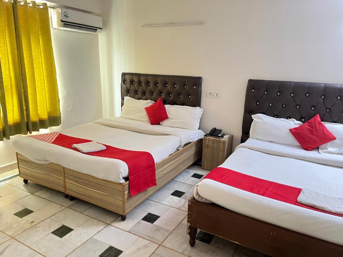 Hotel Star Palace - Near Karol Bagh Metro 德里 外观 照片