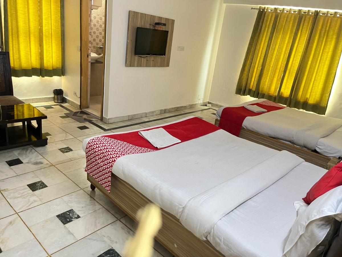 Hotel Star Palace - Near Karol Bagh Metro 德里 外观 照片