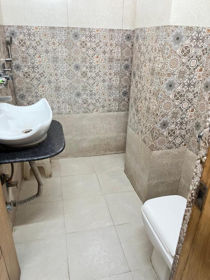 Hotel Star Palace - Near Karol Bagh Metro 德里 外观 照片