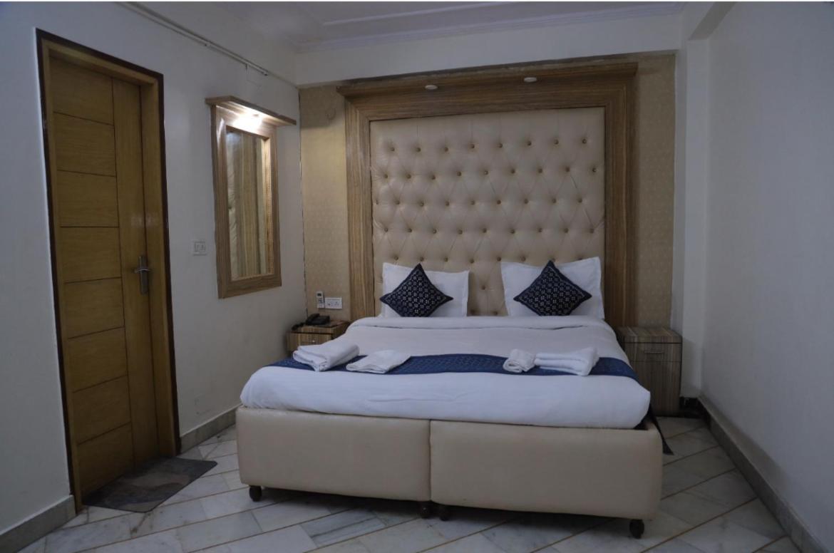Hotel Star Palace - Near Karol Bagh Metro 德里 外观 照片